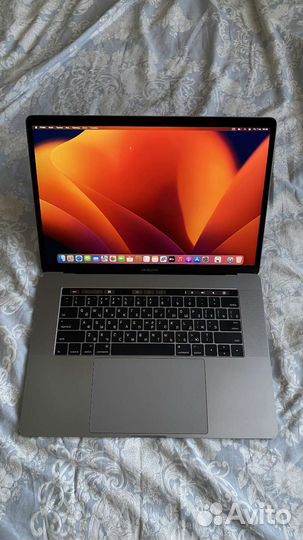Macbook Pro 15 i7/16gb TouchBar