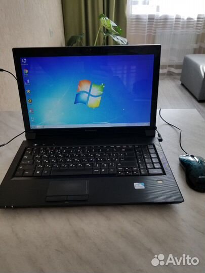 Lenovo В560