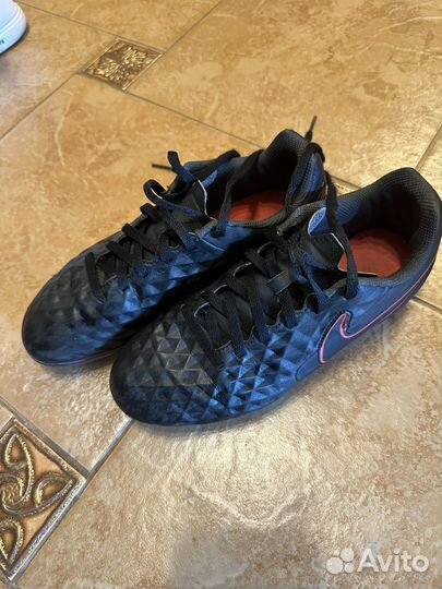 Nike 35