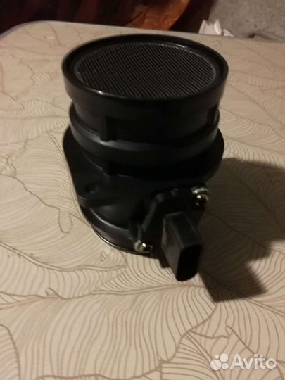 Расходомер воздуха VW passat B6