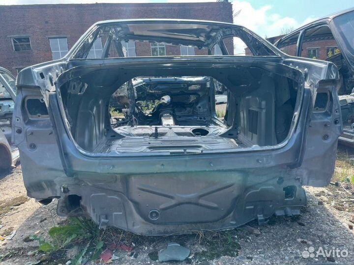 Панель задний Volkswagen Jetta 2006-2011