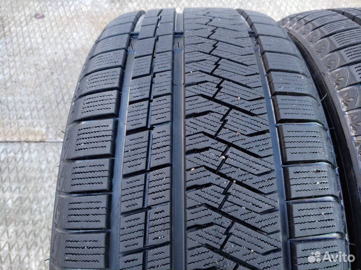 Triangle Snowlink TWT02 225/45 R18 95V