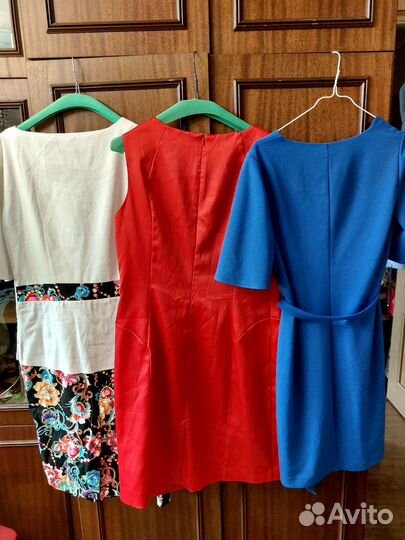 Три платья 48 размер