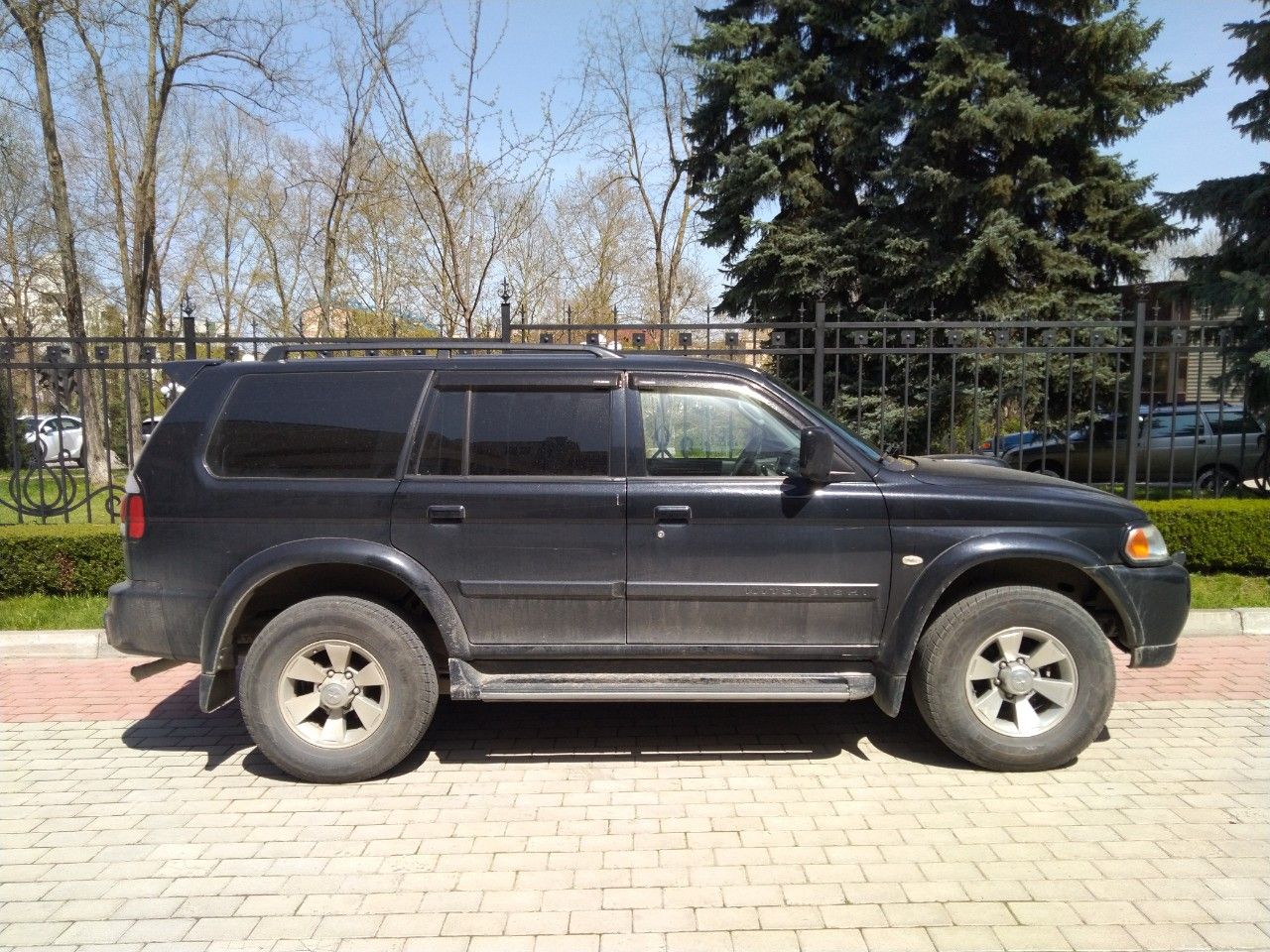 Mitsubishi Pajero Sport: фото владельца