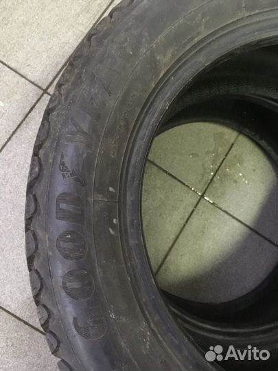 Goodyear Ultragrip Ice Arctic 195/60 R15