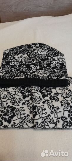 Комплект шапка и шарф женские