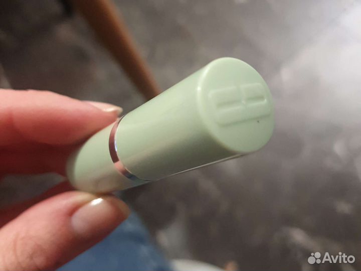 Clinique красная помада новая