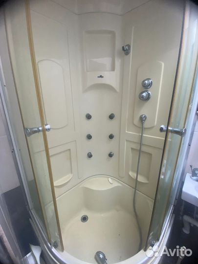 Душевая кабина