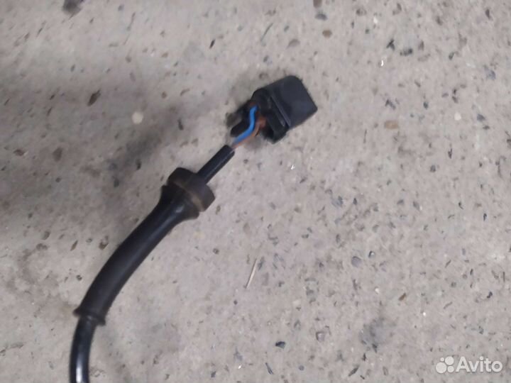 Датчик абс зад. прав. Форд фокус3