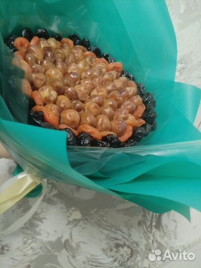 Съедобные букеты из сухофруктов