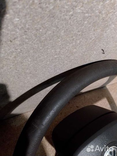 Руль с подушкой безопасности Volkswagen Polo 4