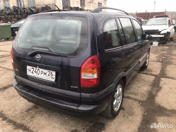 Opel zafira