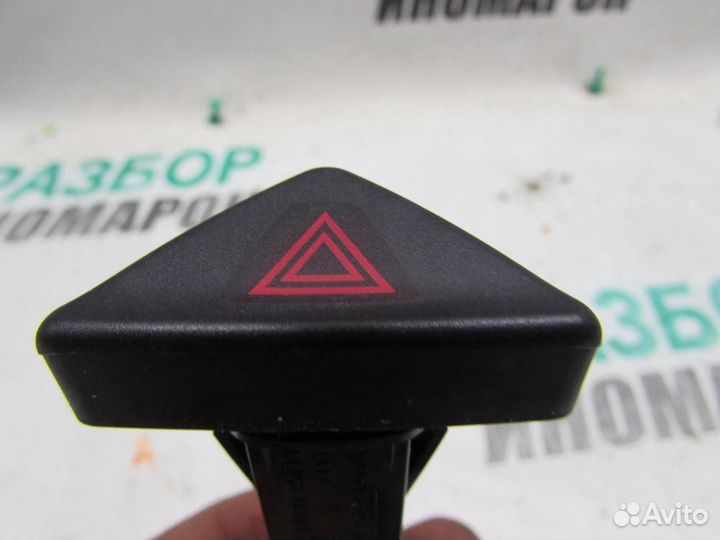 Кнопка аварийной сигнализации для Volvo XC70 1 Cro