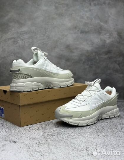 Кроссовки мужские Nike Zoom Vomero 5 White