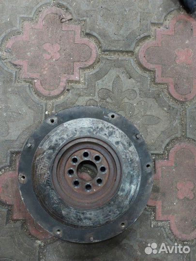 Маховик Nissan Primera P10 sr18de