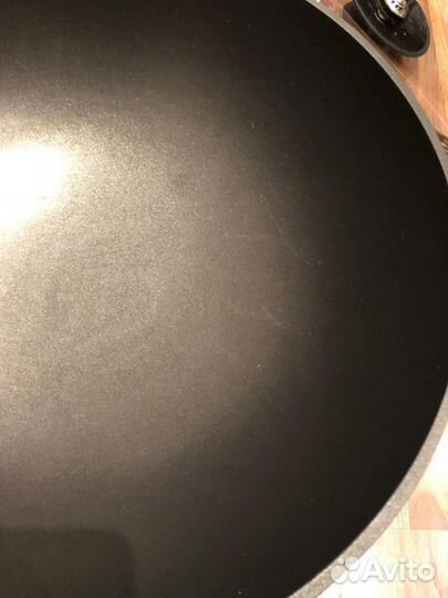 Электрический вок Bork G600