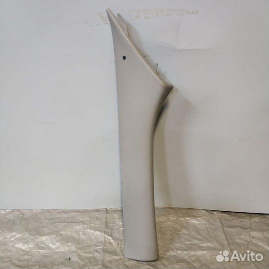 Накладка передней стойки Hyundai Tucson 1