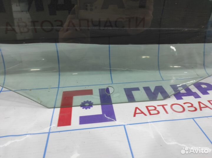 Стекло двери задней правой Volkswagen Polo Sedan