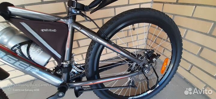 Продам горный велосипед Stinger Aragon