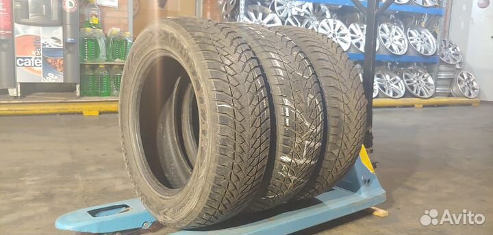 Goodyear UltraGrip+ SUV 235/60 R18 107H