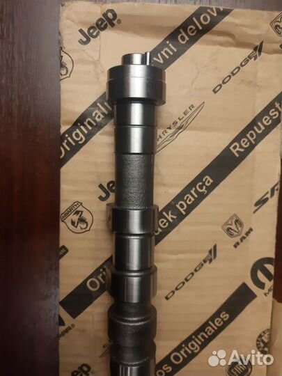 Распредвал впускной 2.4 Крайслер Газель Волга