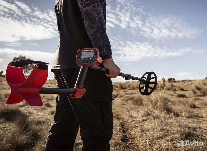 Металлоискатель Minelab vanquish 540 бу
