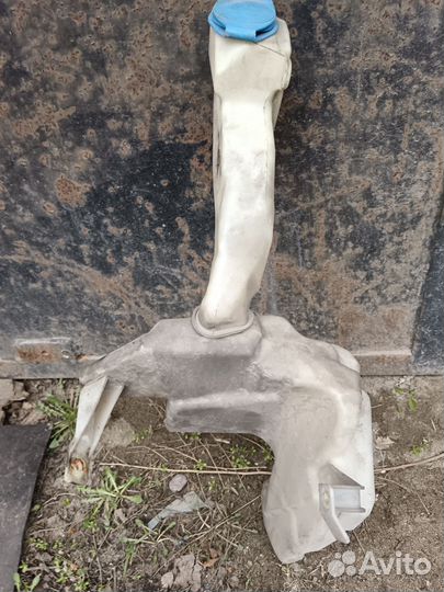 Бачок стеклоомывателя Passat b5