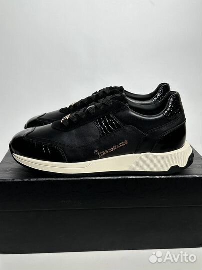 Кроссовки billionaire