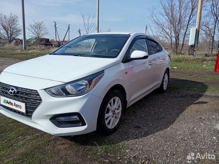 Hyundai Solaris 1.4 AT, 2018, 70 000 км