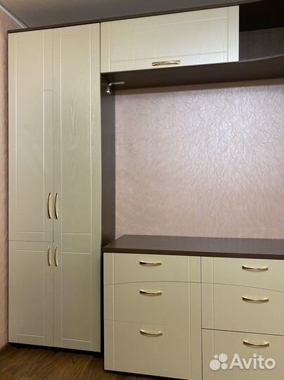 Шкаф с комодом