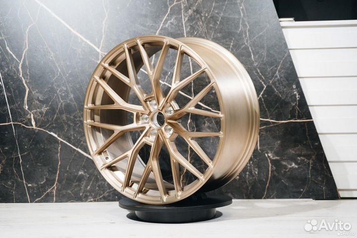 Кованные диски R22 Audi RS Q3