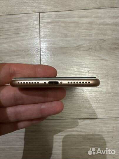 iPhone 8 Plus, 64 ГБ