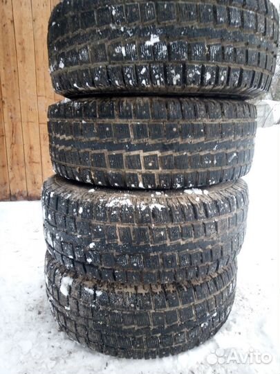 Cooper Discoverer M+S 265/75 R15