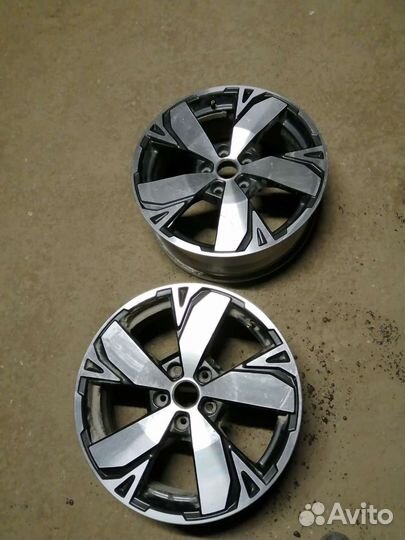 Диски на Субару R17, R18