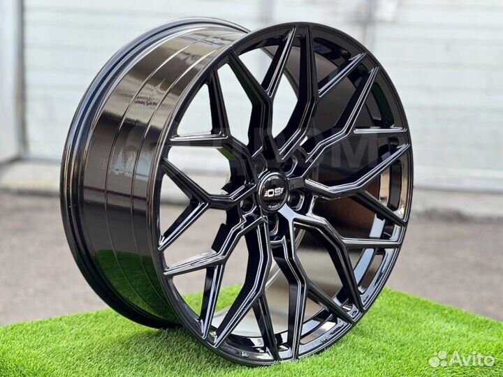 Новые диски R22 5/114,3 Vossen HF-2