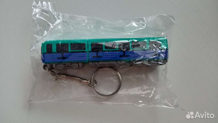 USB накопитель поезд метро