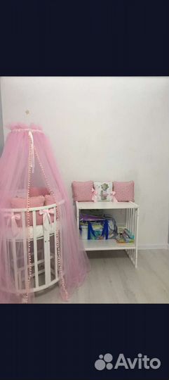 Детская кроватка с маятником 9/1