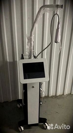 Микроигольчатый РФ лифтинг