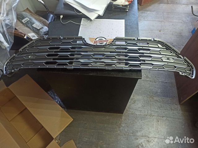 Решетка радиатора Toyota Rav4 50 2018-2023