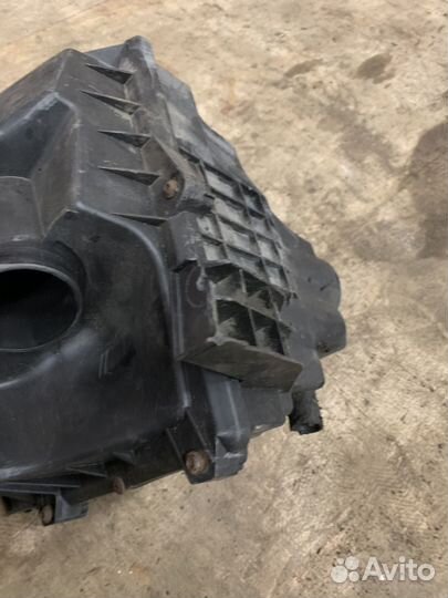 Корпус воздушного фильтра ford focus 2