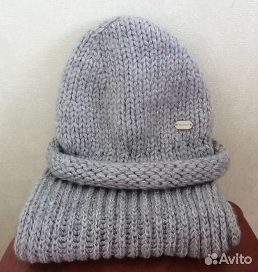 Комплект шапка и снуд женский