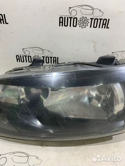 Фара (сломаны крепления) передняя левая Volkswagen