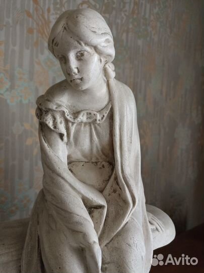 Гипсовая скульптура
