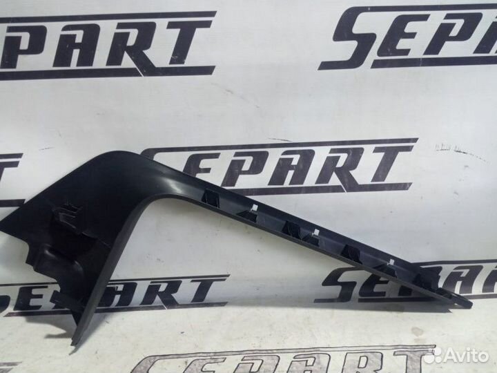 Накладка порога двери передняя Volkswagen Tiguan