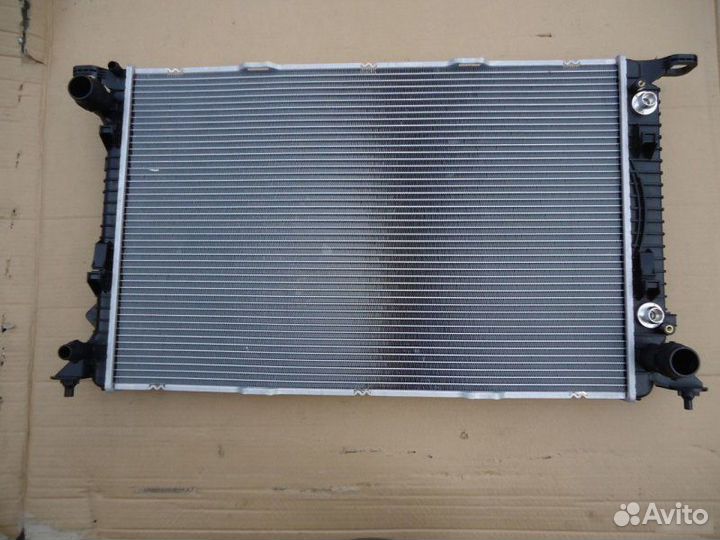 Радиатор Audi A4