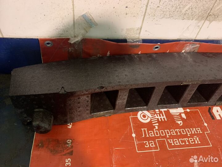 Volkswagen Polo Абсорбер заднего бампера