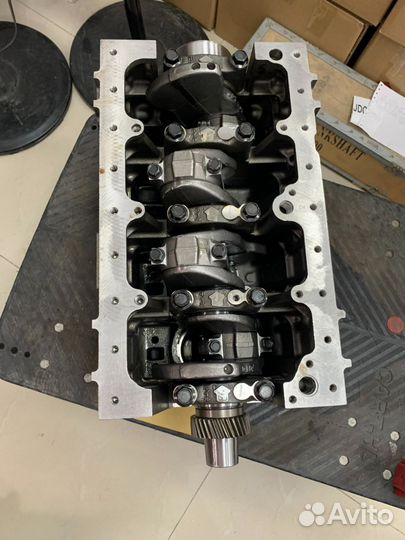 Двигатель yanmar 4TNV98T шорт блок в сборе