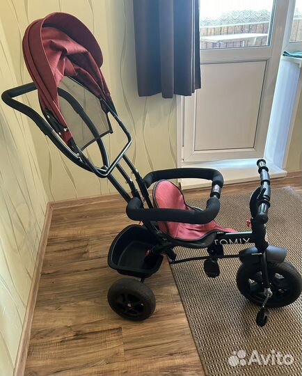 Детский велосипед с ручкой