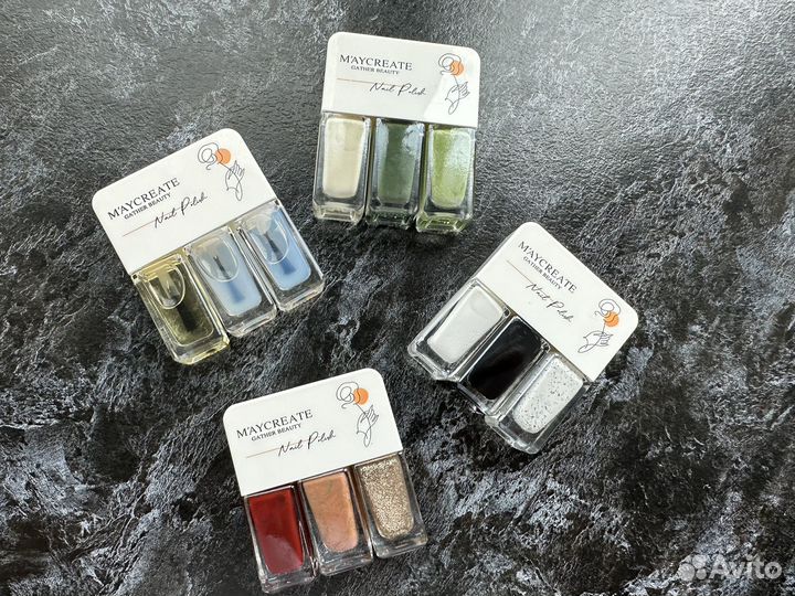 Лаки для ногтей пакетом