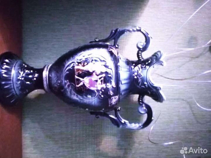 Ваза деклративная